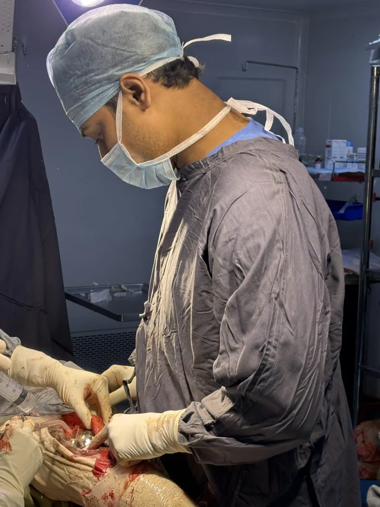 Dr Pranay - Best Orthopedic Doctor in ECIL, hyderabad | Knee Joint replacement surgeon