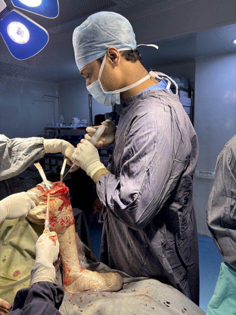 orthopedic doctor near sainikpuri